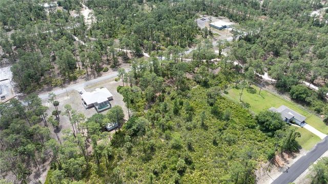 15 Wells AVE, Lehigh Acres, FL 33936