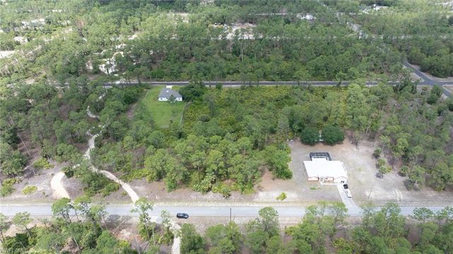 15 Wells AVE, Lehigh Acres, FL 33936