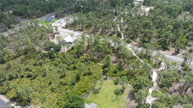 15 Wells AVE, Lehigh Acres, FL 33936