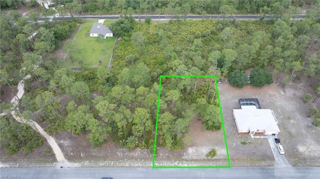 15 Wells AVE, Lehigh Acres, FL 33936