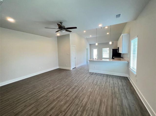 17697 Tree Of Heaven Drive, Conroe, TX 77385