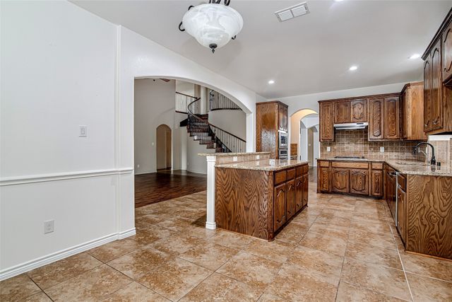 4808 King Harbor Court, Grand Prairie, TX 75052