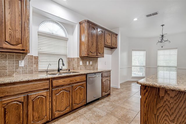 4808 King Harbor Court, Grand Prairie, TX 75052