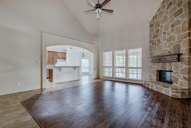 4808 King Harbor Court, Grand Prairie, TX 75052