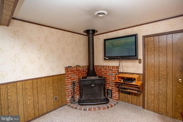 136 WALLACE DR, Warminster, PA 18974