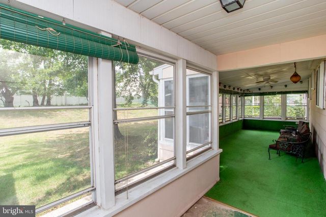136 WALLACE DR, Warminster, PA 18974