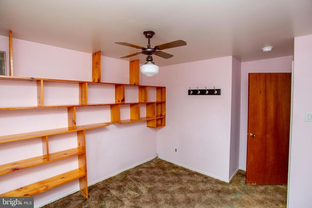 136 WALLACE DR, Warminster, PA 18974