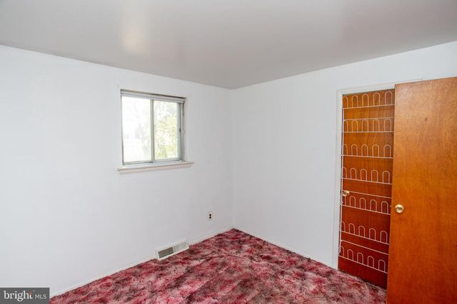 136 WALLACE DR, Warminster, PA 18974