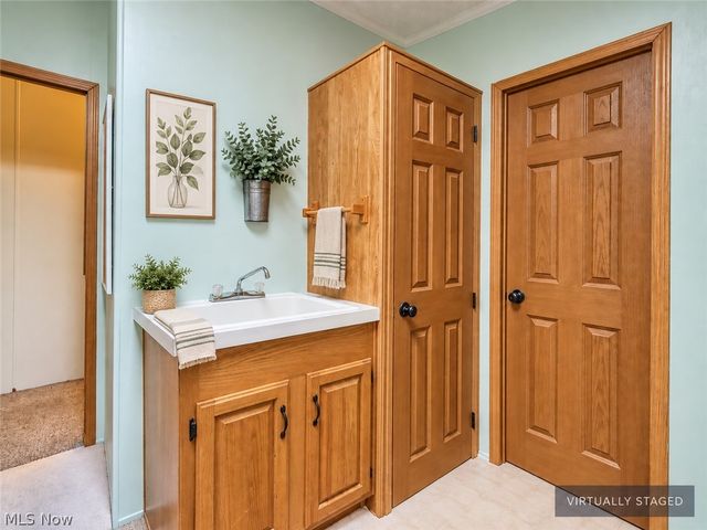 78 Periwinkle Drive, Olmsted Twp, OH 44138
