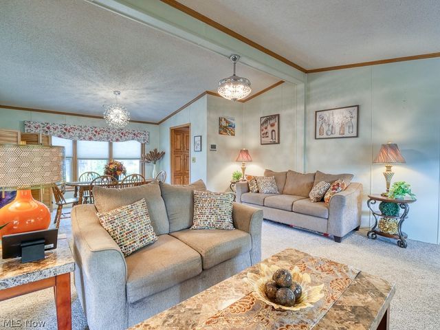 78 Periwinkle Drive, Olmsted Twp, OH 44138