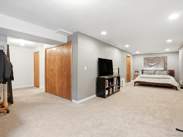 10237 Song Sparrow Ln, Highlands Ranch, CO 80129