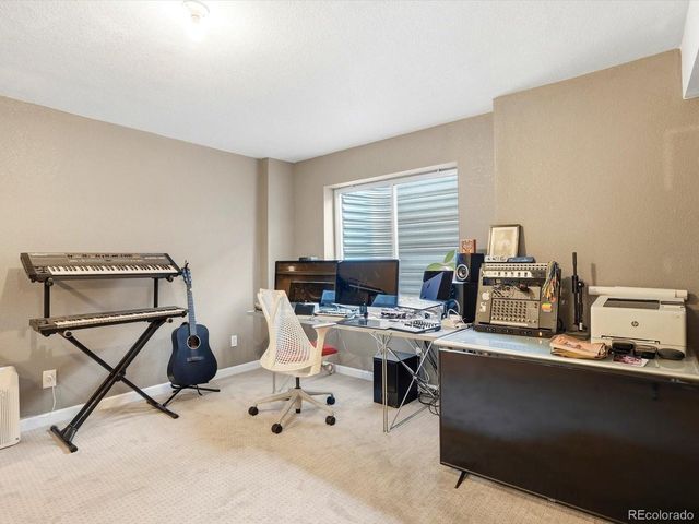 10237 Song Sparrow Ln, Highlands Ranch, CO 80129