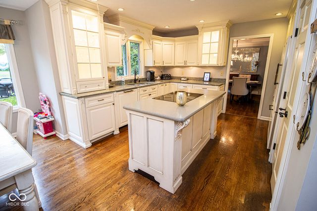 197 Crowndale Court, Noblesville, IN 46060