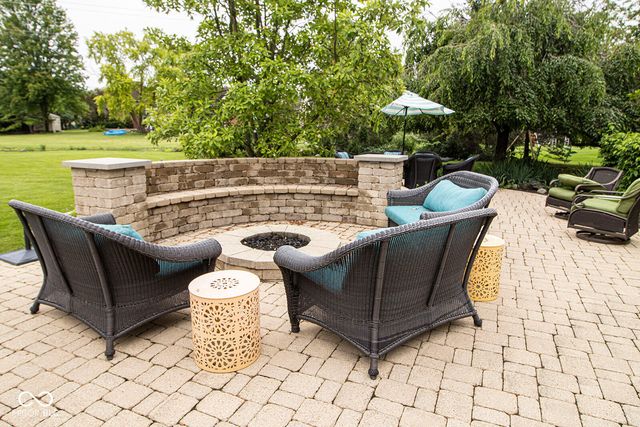 197 Crowndale Court, Noblesville, IN 46060