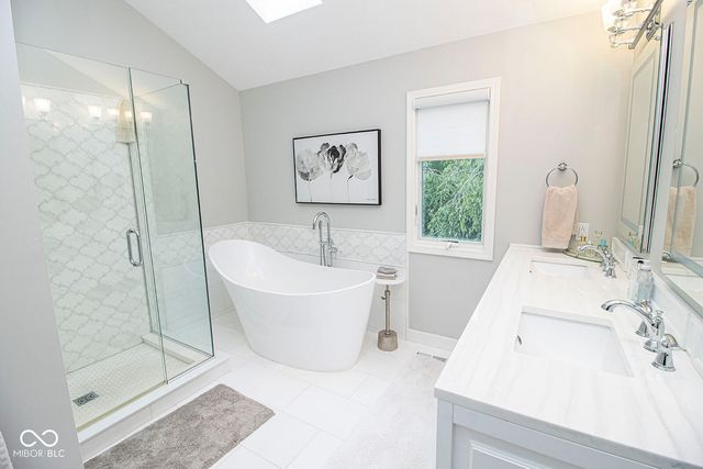 197 Crowndale Court, Noblesville, IN 46060