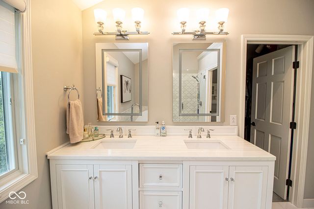 197 Crowndale Court, Noblesville, IN 46060