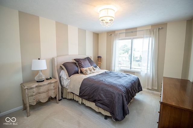 197 Crowndale Court, Noblesville, IN 46060