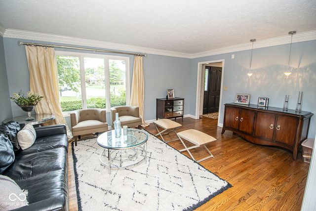 197 Crowndale Court, Noblesville, IN 46060
