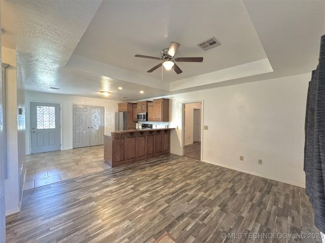 1306 W 17th, Sulphur, OK 73086