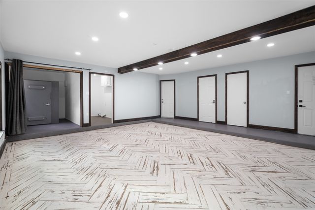 7511 Willow Oak Lane, Arlington, TX 76001