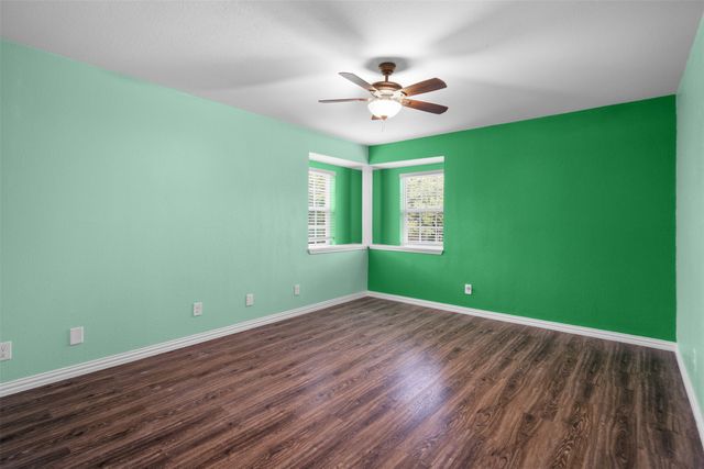 7511 Willow Oak Lane, Arlington, TX 76001