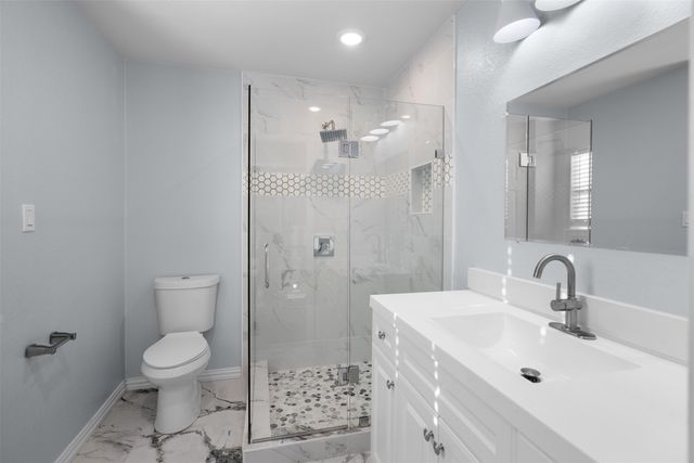 7511 Willow Oak Lane, Arlington, TX 76001