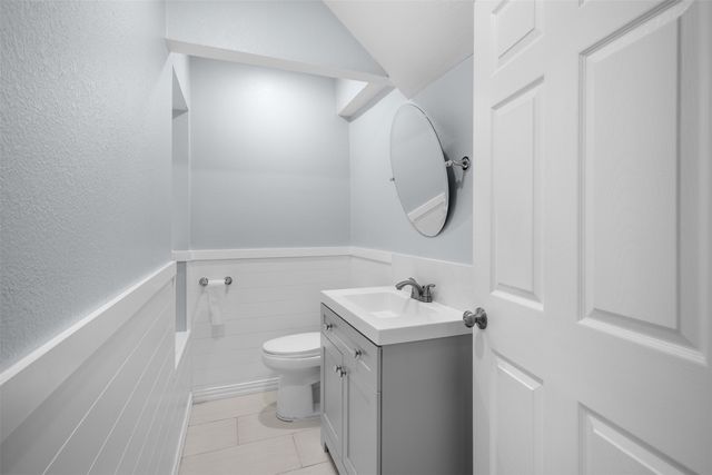 7511 Willow Oak Lane, Arlington, TX 76001