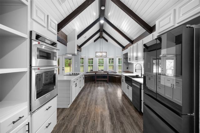 7511 Willow Oak Lane, Arlington, TX 76001