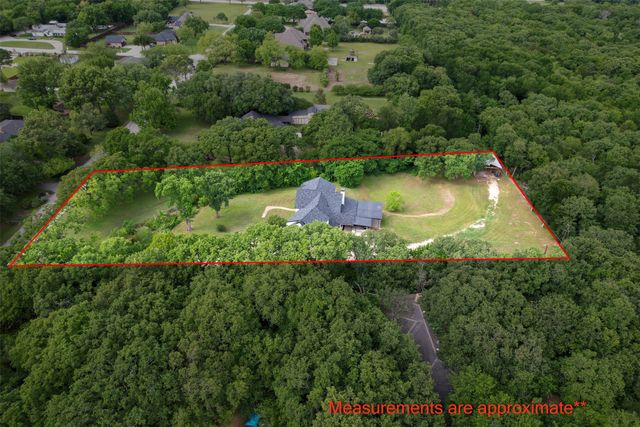 7511 Willow Oak Lane, Arlington, TX 76001