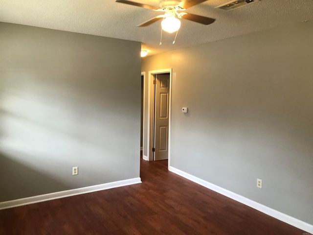 3300 Green Drive, Little Rock, AR 72209