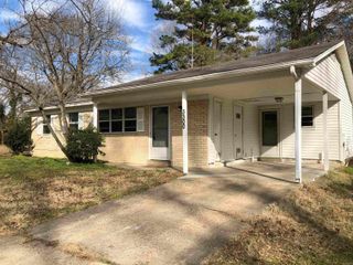 3300 Green Drive, Little Rock, AR 72209