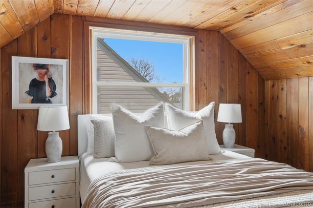 29871 Quinkert Street, Roseville, MI 48066