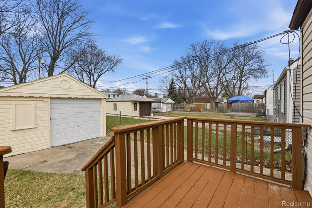 29871 Quinkert Street, Roseville, MI 48066