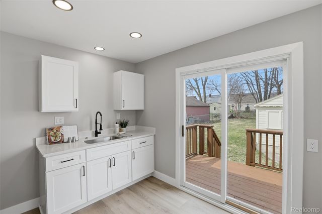 29871 Quinkert Street, Roseville, MI 48066