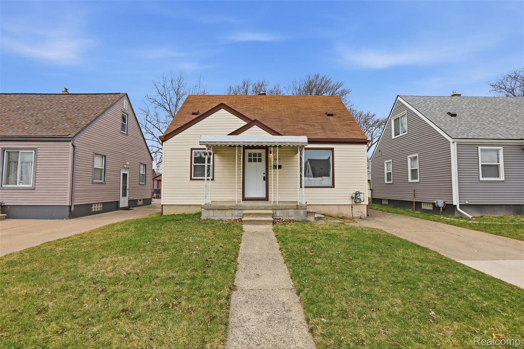 29871 Quinkert Street, Roseville, MI 48066