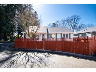 1817 Ne EDGE PARK Loop, Vancouver, WA 98663
