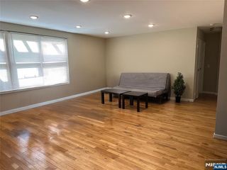 274 County Road 3E, Tenafly, NJ 07670