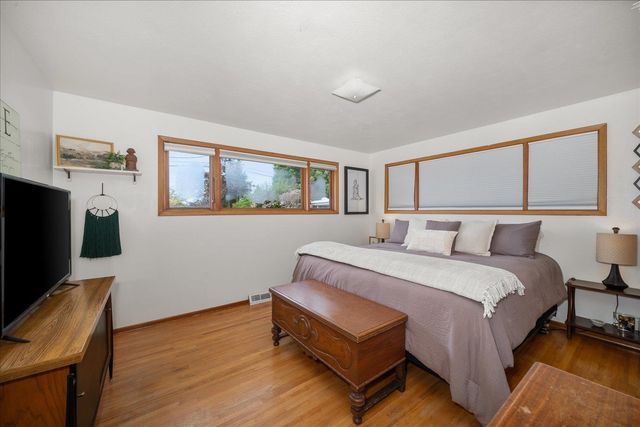 5907 N FLEMING St, Spokane, WA 99205