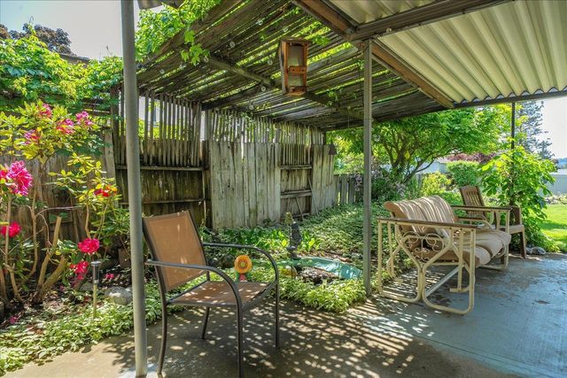 5907 N FLEMING St, Spokane, WA 99205