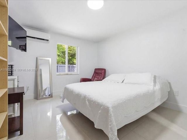 3345 SW 109th Ct, Miami, FL 33165