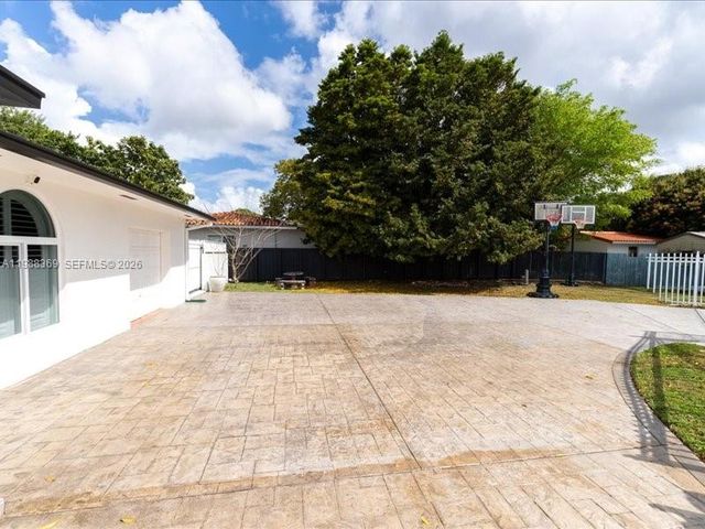 3345 SW 109th Ct, Miami, FL 33165