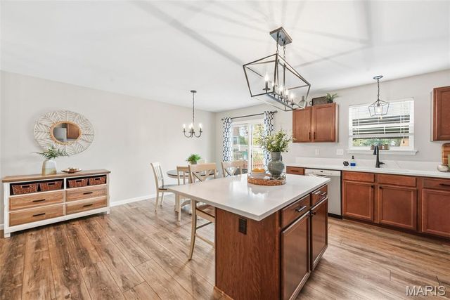 357 Magoffin Trails Court, St Louis, MO 63129