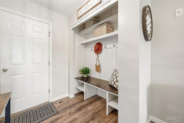 357 Magoffin Trails Court, St Louis, MO 63129