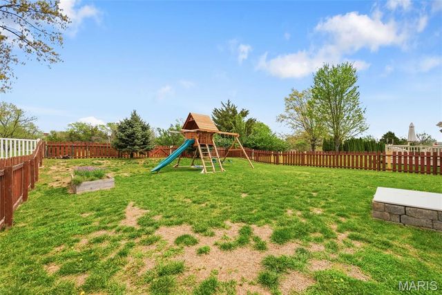 357 Magoffin Trails Court, St Louis, MO 63129