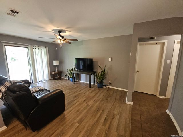 9110 TRIDENT ST, San Antonio, TX 78224