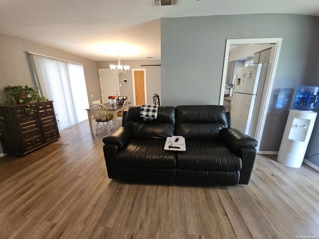 9110 TRIDENT ST, San Antonio, TX 78224