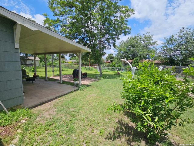9110 TRIDENT ST, San Antonio, TX 78224
