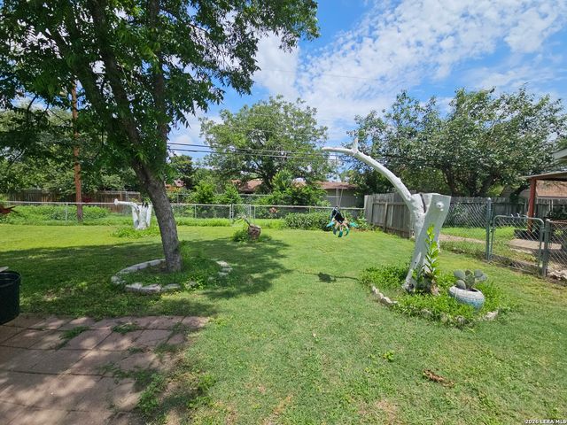 9110 TRIDENT ST, San Antonio, TX 78224