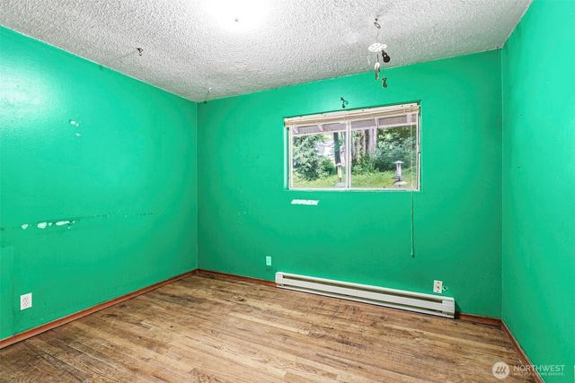 3739 Columbia Heights Road, Longview, WA 98632