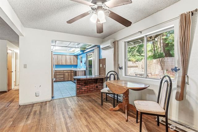 3739 Columbia Heights Road, Longview, WA 98632